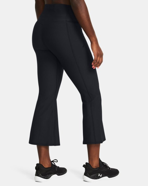 กางเกงขาบานทรงคร็อป UA Meridian Rib สำหรับผู้หญิง in Black image number 1
